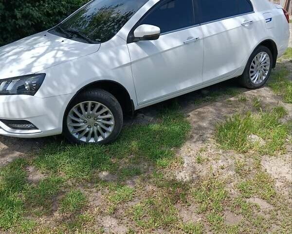 Белый Джили Emgrand EV253, объемом двигателя 0 л и пробегом 107 тыс. км за 10600 $, фото 8 на Automoto.ua