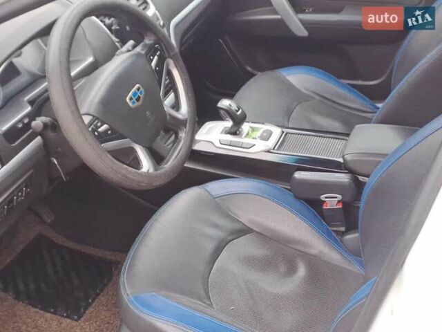 Белый Джили Emgrand EV253, объемом двигателя 0 л и пробегом 160 тыс. км за 10790 $, фото 16 на Automoto.ua