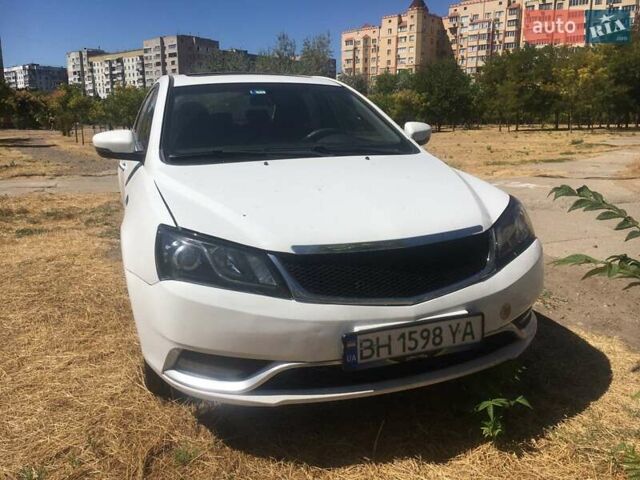 Белый Джили Emgrand EV300, объемом двигателя 0 л и пробегом 190 тыс. км за 8500 $, фото 6 на Automoto.ua