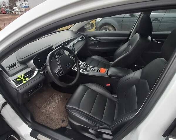 Белый Джили Emgrand EV350, объемом двигателя 0 л и пробегом 131 тыс. км за 13300 $, фото 12 на Automoto.ua