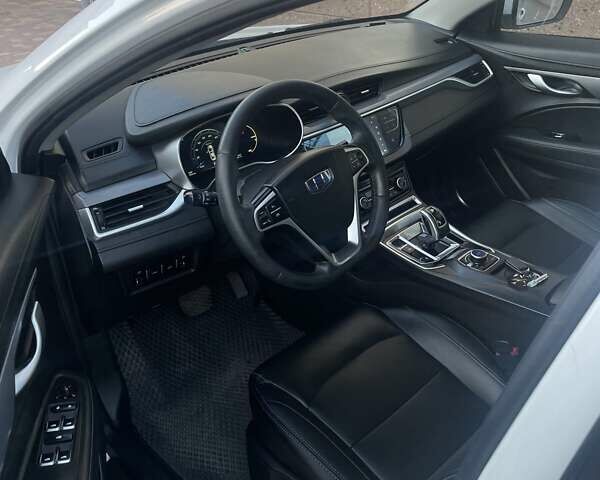 Белый Джили Emgrand EV350, объемом двигателя 0 л и пробегом 138 тыс. км за 9750 $, фото 11 на Automoto.ua