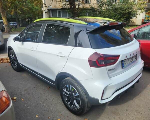 Белый Джили Geometry EX3, объемом двигателя 0 л и пробегом 148 тыс. км за 11500 $, фото 5 на Automoto.ua