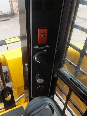Гихл R135, объемом двигателя 0 л и пробегом 1 тыс. км за 36500 $, фото 6 на Automoto.ua