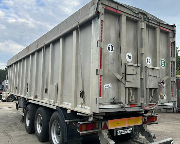 Серый Дженерал Трейлерс СУУ, объемом двигателя 0 л и пробегом 400 тыс. км за 17500 $, фото 4 на Automoto.ua