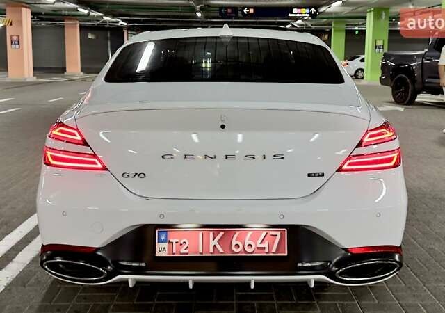 Белый Генезис G70, объемом двигателя 3.3 л и пробегом 27 тыс. км за 31500 $, фото 30 на Automoto.ua