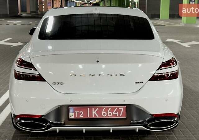 Белый Генезис G70, объемом двигателя 3.3 л и пробегом 27 тыс. км за 31500 $, фото 15 на Automoto.ua