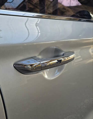 Сірий Генезис G70, об'ємом двигуна 2.2 л та пробігом 153 тис. км за 20500 $, фото 11 на Automoto.ua