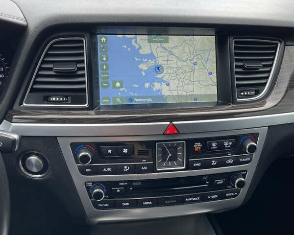 Черный Генезис G80, объемом двигателя 3.34 л и пробегом 289 тыс. км за 15900 $, фото 32 на Automoto.ua