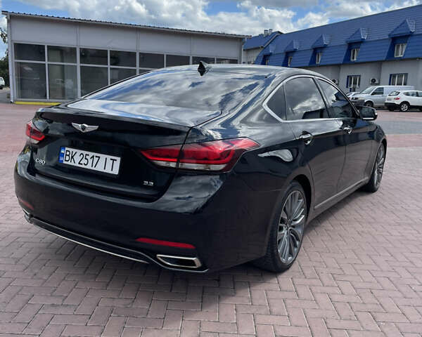 Черный Генезис G80, объемом двигателя 3.34 л и пробегом 289 тыс. км за 15900 $, фото 1 на Automoto.ua