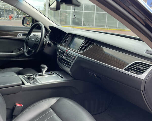 Черный Генезис G80, объемом двигателя 3.34 л и пробегом 289 тыс. км за 15900 $, фото 14 на Automoto.ua