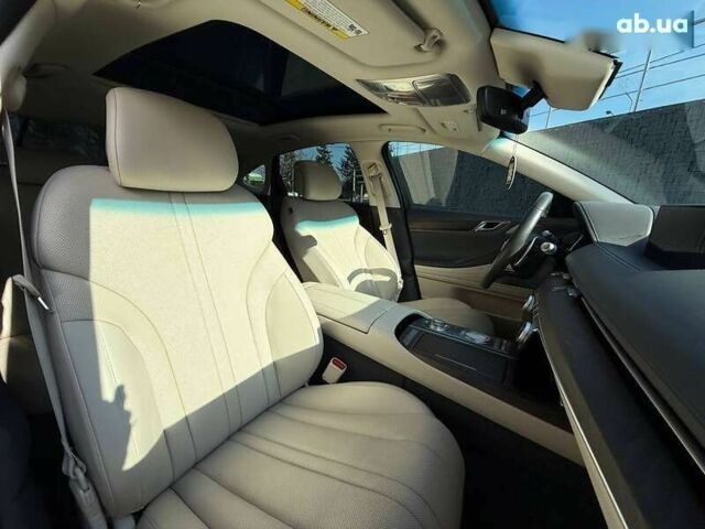 Генезис G80, объемом двигателя 2.5 л и пробегом 25 тыс. км за 31500 $, фото 5 на Automoto.ua