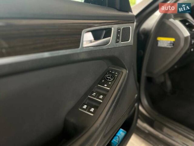 Сірий Генезис G80, об'ємом двигуна 3.78 л та пробігом 117 тис. км за 18999 $, фото 7 на Automoto.ua