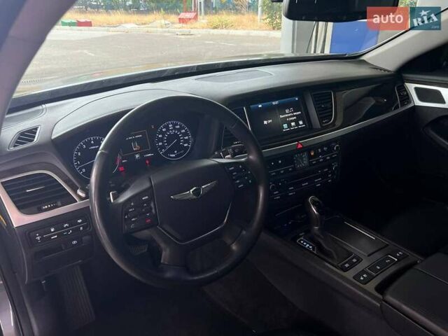 Сірий Генезис G80, об'ємом двигуна 3.78 л та пробігом 117 тис. км за 18999 $, фото 9 на Automoto.ua