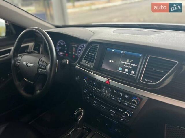 Сірий Генезис G80, об'ємом двигуна 3.78 л та пробігом 117 тис. км за 18999 $, фото 16 на Automoto.ua
