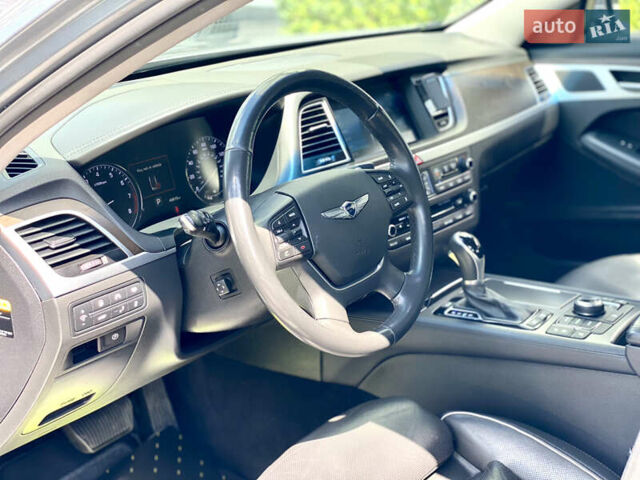 Серый Генезис G80, объемом двигателя 3.78 л и пробегом 70 тыс. км за 19500 $, фото 18 на Automoto.ua