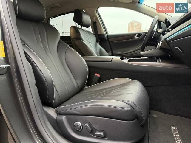 Серый Генезис G80, объемом двигателя 0 л и пробегом 15 тыс. км за 42990 $, фото 11 на Automoto.ua