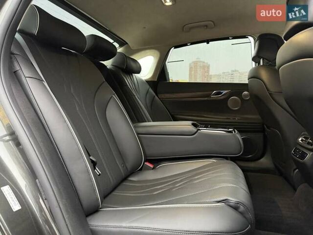 Серый Генезис G80, объемом двигателя 0 л и пробегом 15 тыс. км за 42990 $, фото 10 на Automoto.ua