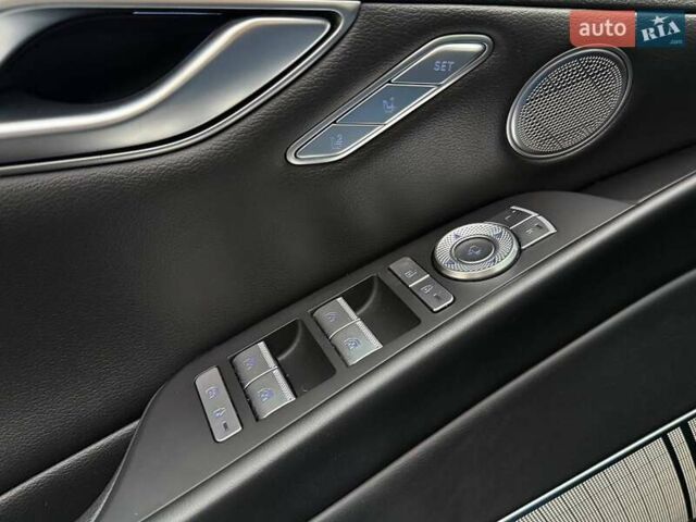 Серый Генезис G80, объемом двигателя 0 л и пробегом 15 тыс. км за 42990 $, фото 16 на Automoto.ua