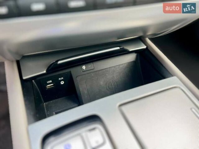 Синий Генезис G80, объемом двигателя 5 л и пробегом 84 тыс. км за 27500 $, фото 32 на Automoto.ua