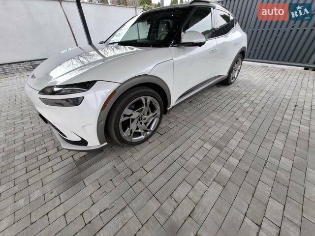 Белый Генезис GV60, объемом двигателя 0 л и пробегом 18 тыс. км за 33900 $, фото 2 на Automoto.ua