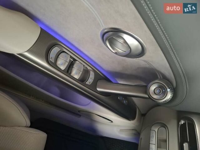 Білий Генезис GV60, об'ємом двигуна 0 л та пробігом 13 тис. км за 36000 $, фото 14 на Automoto.ua