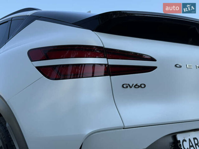 Білий Генезис GV60, об'ємом двигуна 0 л та пробігом 21 тис. км за 33900 $, фото 10 на Automoto.ua