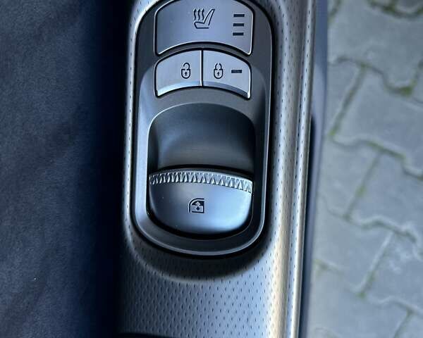 Белый Генезис GV60, объемом двигателя 0 л и пробегом 31 тыс. км за 32400 $, фото 29 на Automoto.ua