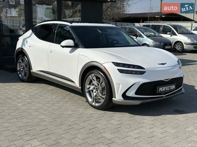 Белый Генезис GV60, объемом двигателя 0 л и пробегом 31 тыс. км за 32400 $, фото 3 на Automoto.ua