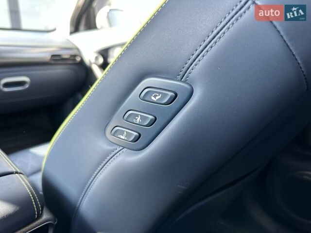 Белый Генезис GV60, объемом двигателя 0 л и пробегом 31 тыс. км за 32400 $, фото 30 на Automoto.ua