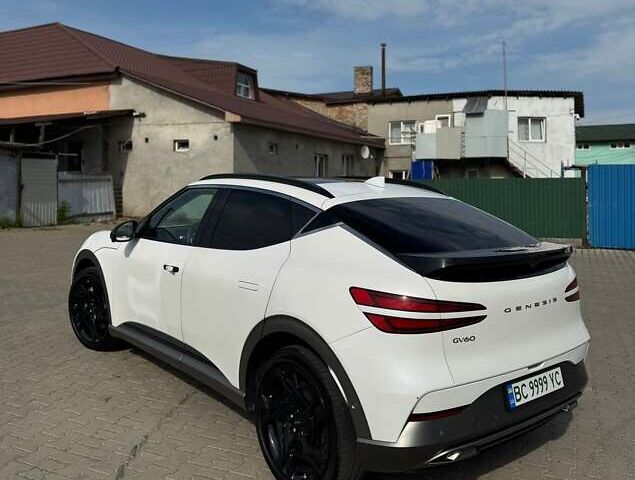 Белый Генезис GV60, объемом двигателя 0 л и пробегом 23 тыс. км за 33800 $, фото 10 на Automoto.ua