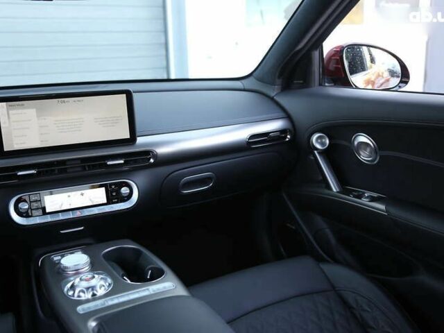 Генезис GV60, объемом двигателя 0 л и пробегом 21 тыс. км за 37900 $, фото 13 на Automoto.ua