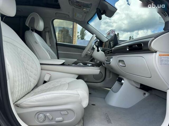 Генезис GV60, объемом двигателя 0 л и пробегом 9 тыс. км за 34999 $, фото 16 на Automoto.ua