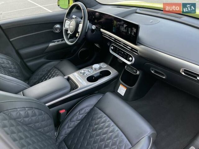 Желтый Генезис GV60, объемом двигателя 0 л и пробегом 12 тыс. км за 29900 $, фото 53 на Automoto.ua