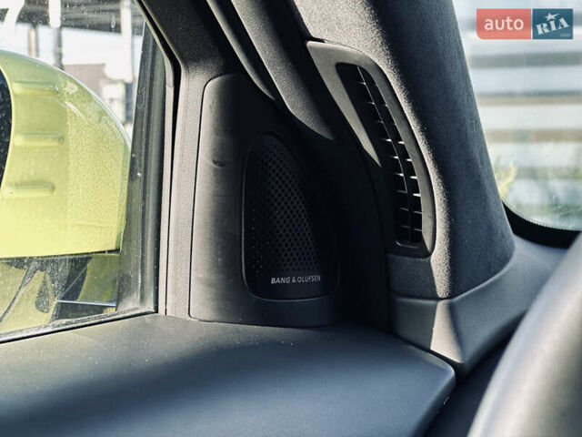 Жовтий Генезис GV60, об'ємом двигуна 0 л та пробігом 14 тис. км за 30999 $, фото 73 на Automoto.ua