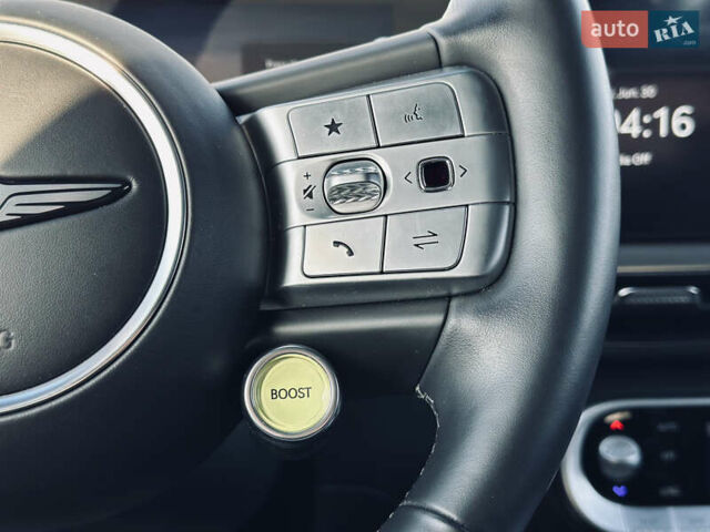 Жовтий Генезис GV60, об'ємом двигуна 0 л та пробігом 14 тис. км за 30999 $, фото 69 на Automoto.ua