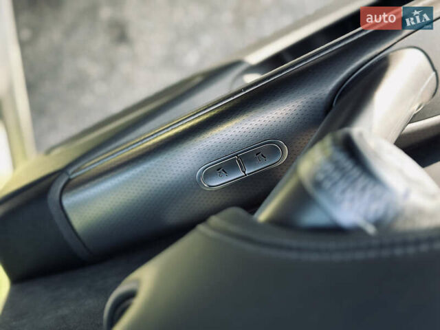 Жовтий Генезис GV60, об'ємом двигуна 0 л та пробігом 14 тис. км за 30999 $, фото 38 на Automoto.ua