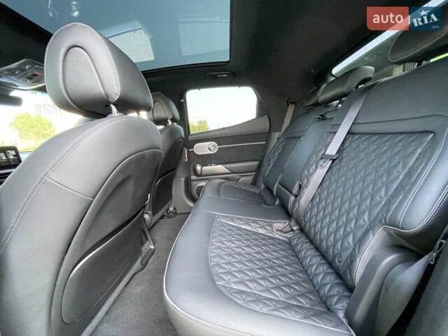Желтый Генезис GV60, объемом двигателя 0 л и пробегом 12 тыс. км за 29900 $, фото 45 на Automoto.ua