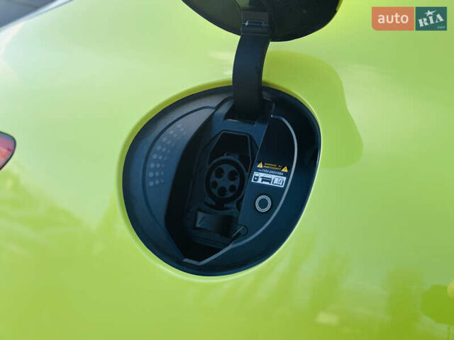 Жовтий Генезис GV60, об'ємом двигуна 0 л та пробігом 14 тис. км за 30999 $, фото 31 на Automoto.ua