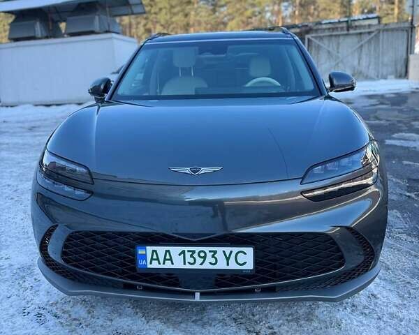 Серый Генезис GV60, объемом двигателя 0 л и пробегом 55 тыс. км за 27500 $, фото 4 на Automoto.ua