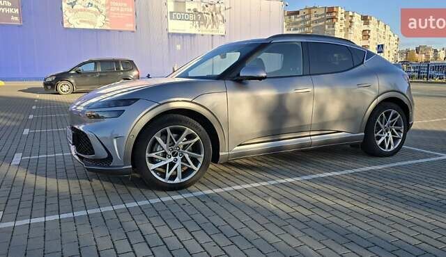 Сірий Генезис GV60, об'ємом двигуна 0 л та пробігом 76 тис. км за 37500 $, фото 3 на Automoto.ua