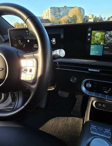Сірий Генезис GV60, об'ємом двигуна 0 л та пробігом 76 тис. км за 37500 $, фото 24 на Automoto.ua
