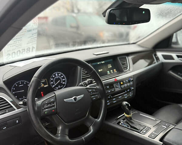 Білий Генезис GV80, об'ємом двигуна 3.78 л та пробігом 161 тис. км за 18500 $, фото 4 на Automoto.ua