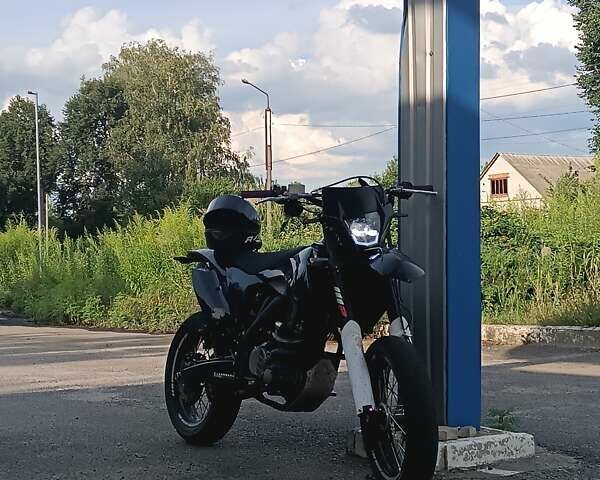 Чорний Геон Дакар, об'ємом двигуна 0.28 л та пробігом 4 тис. км за 2000 $, фото 1 на Automoto.ua