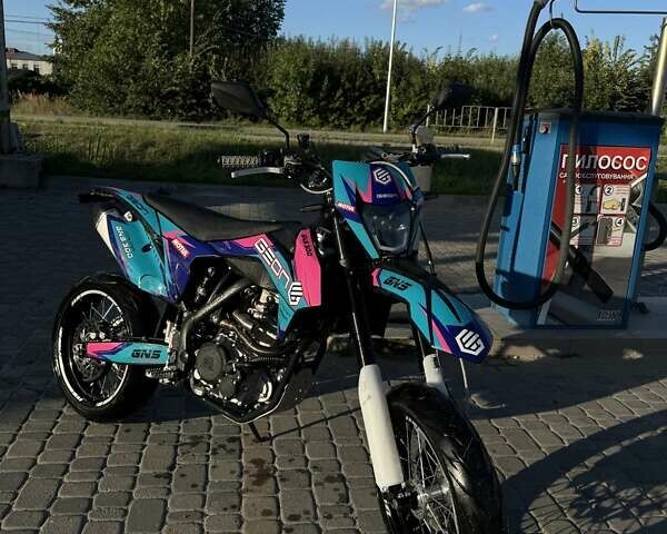Фиолетовый Геон Дакар, объемом двигателя 0 л и пробегом 145 тыс. км за 2700 $, фото 5 на Automoto.ua