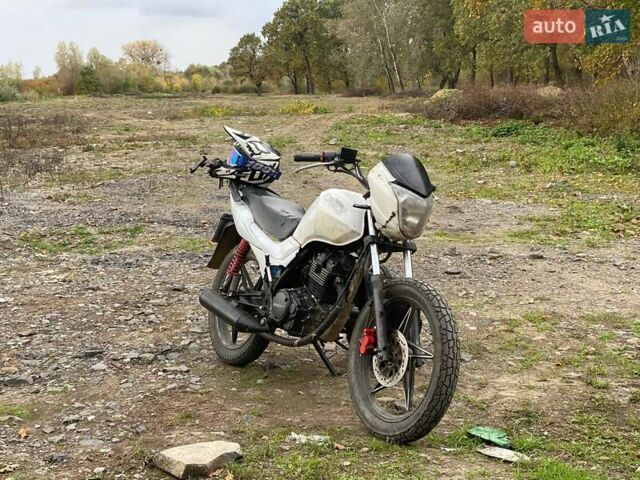 Белый Геон Пантера, объемом двигателя 0.15 л и пробегом 10 тыс. км за 550 $, фото 1 на Automoto.ua