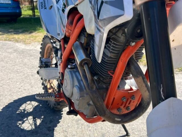 Геон Терра-КС, объемом двигателя 0.25 л и пробегом 0 тыс. км за 1000 $, фото 7 на Automoto.ua