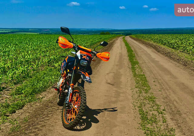 Оранжевый Геон КС-Райд, объемом двигателя 0 л и пробегом 800 тыс. км за 1225 $, фото 1 на Automoto.ua