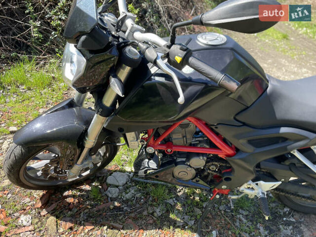 Черный Геон Benelli TNT250, объемом двигателя 0.25 л и пробегом 9 тыс. км за 1950 $, фото 3 на Automoto.ua