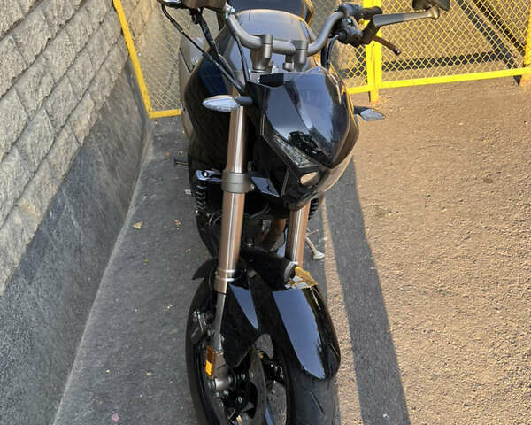 Черный Геон Benelli TNT250, объемом двигателя 0.25 л и пробегом 110 тыс. км за 2000 $, фото 5 на Automoto.ua