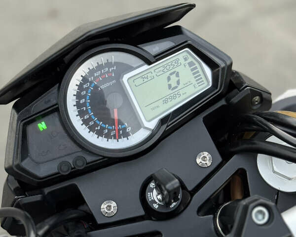 Черный Геон Benelli TNT300, объемом двигателя 0.3 л и пробегом 19 тыс. км за 3200 $, фото 15 на Automoto.ua